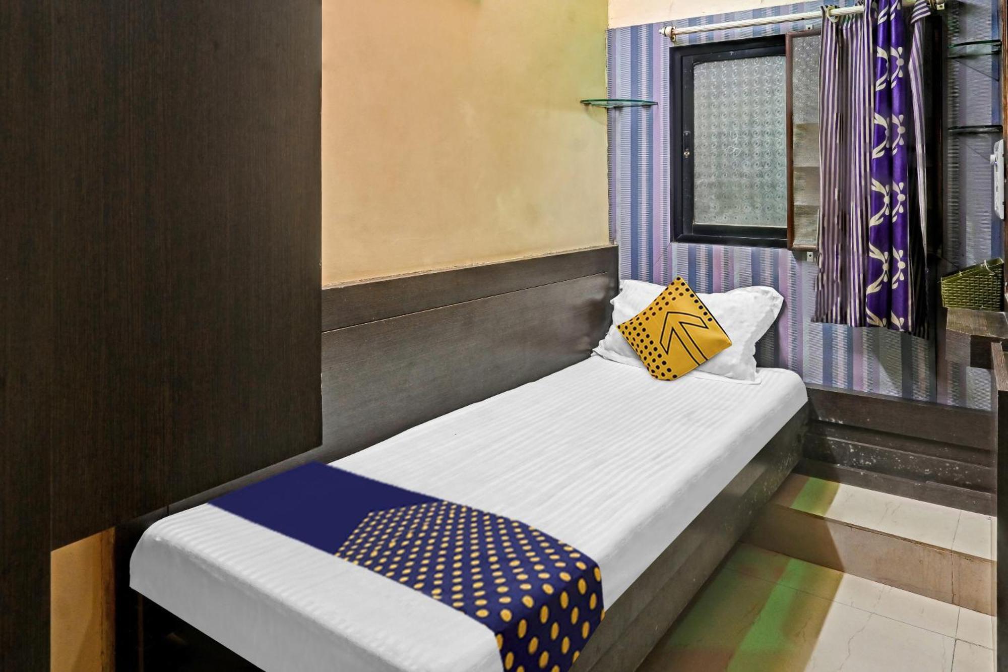 Hotel O Sai Leela Residency Chalisgaon Exterior foto