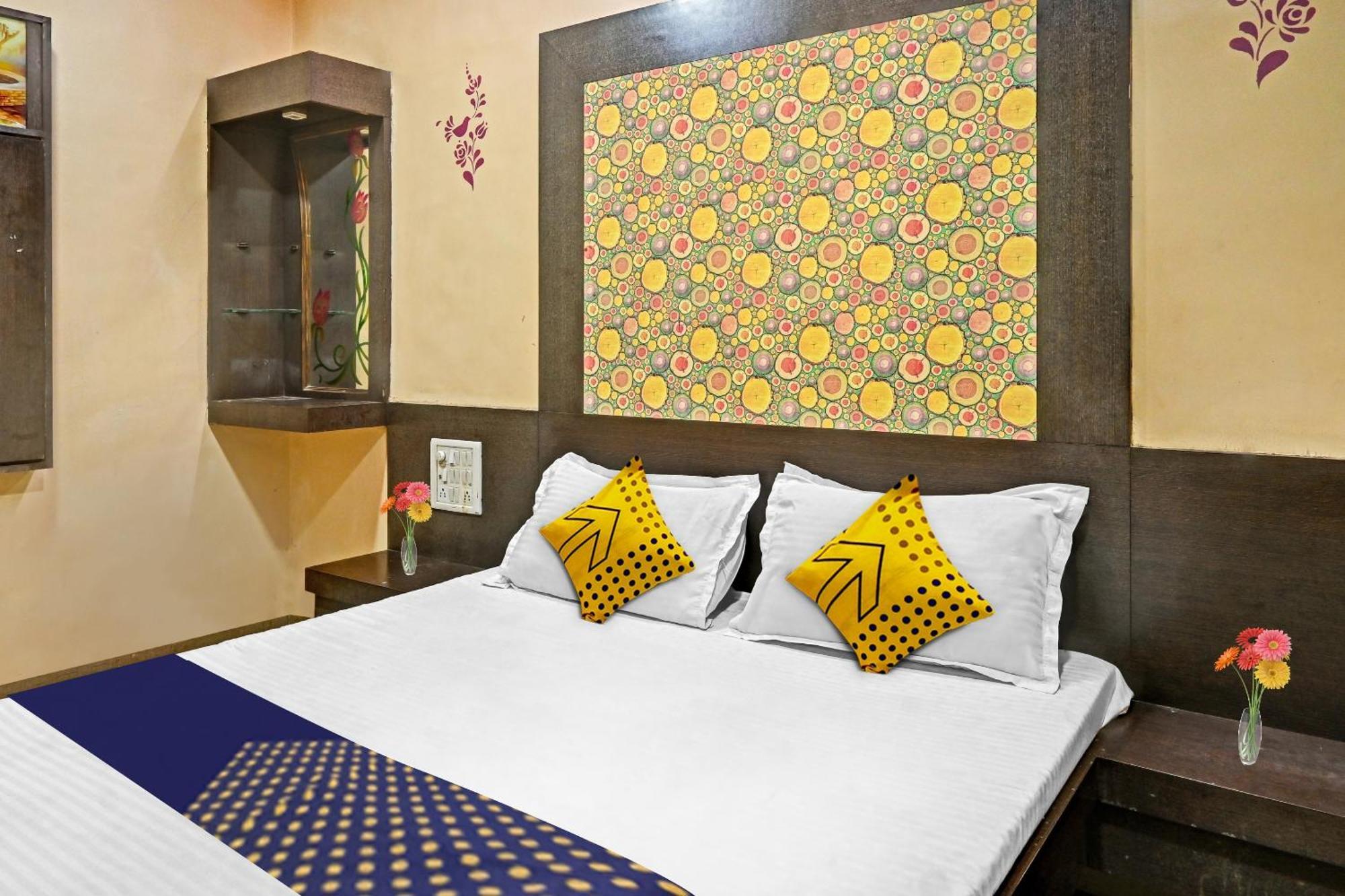 Hotel O Sai Leela Residency Chalisgaon Exterior foto